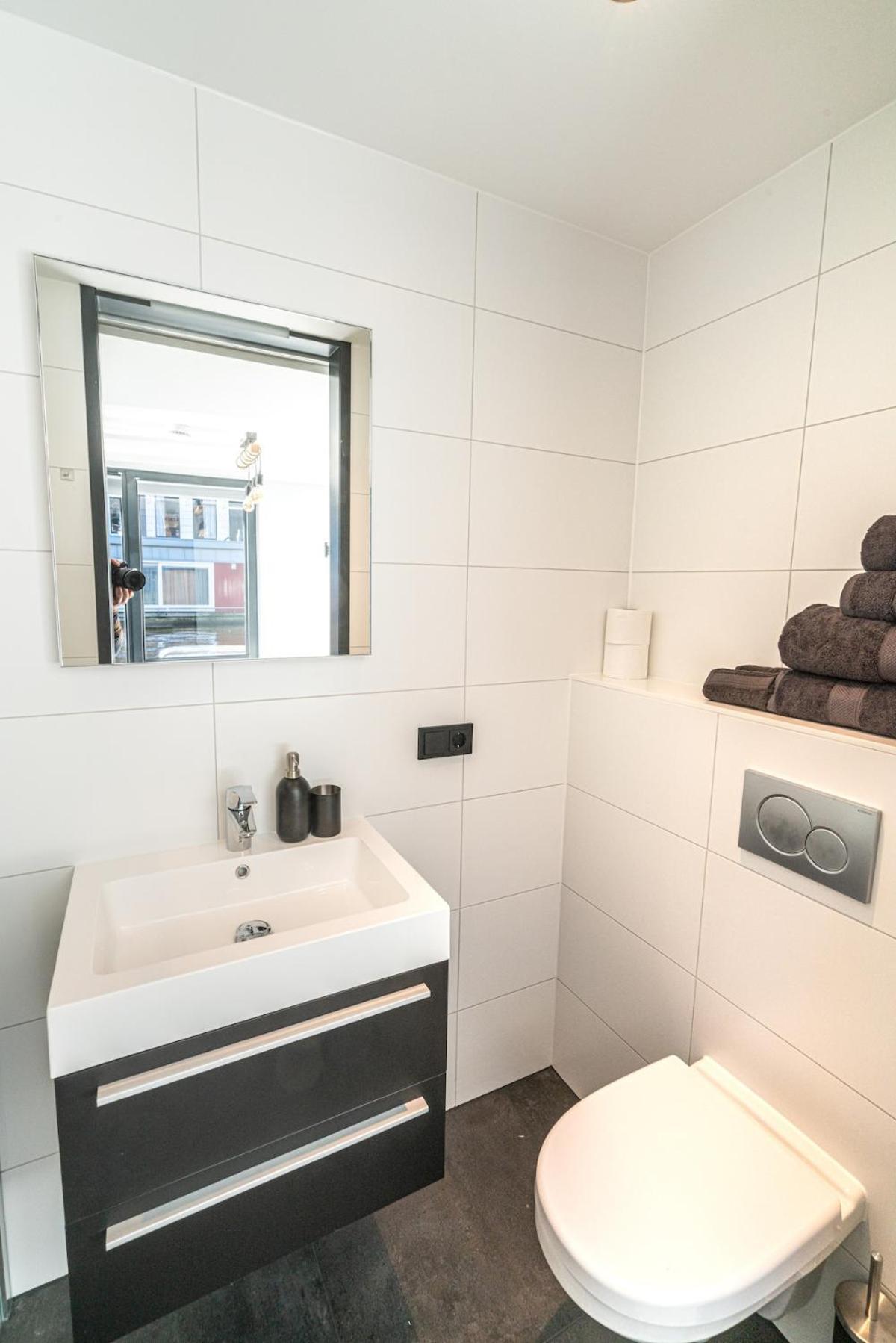 2 Houseboat Suites Amsterdam Prinsengracht Екстериор снимка